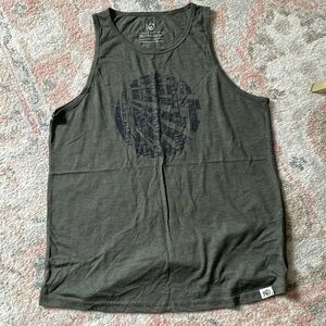 BNWOT Size XL Tentree Tank